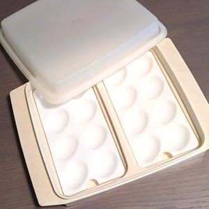 Tupperware devil egg container